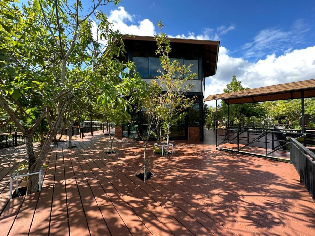 The Beatles Lagoon Chalong Exterior photo