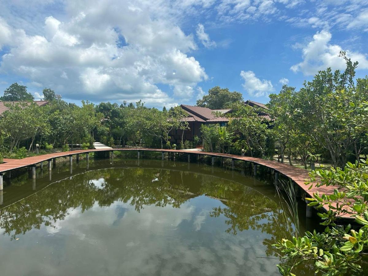 The Beatles Lagoon Chalong Exterior photo