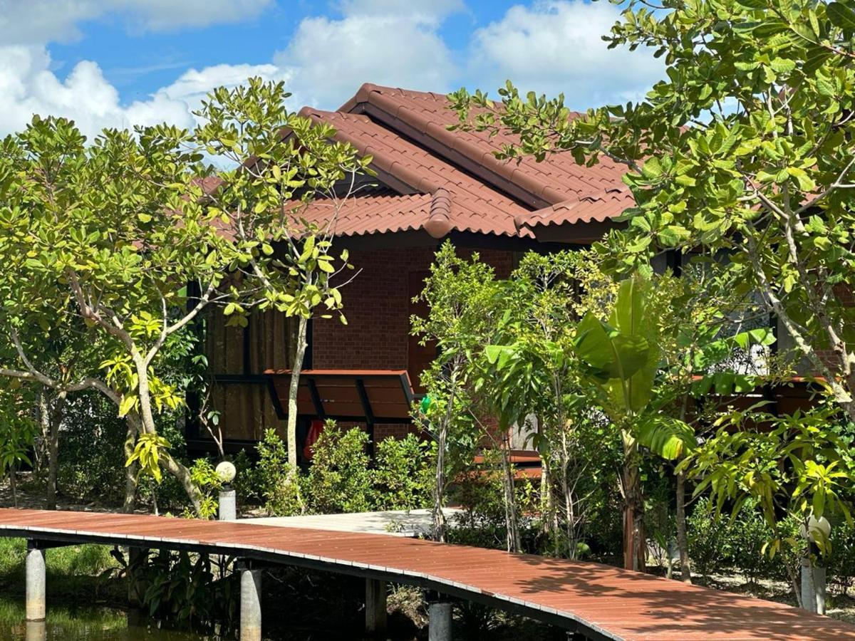 The Beatles Lagoon Chalong Exterior photo